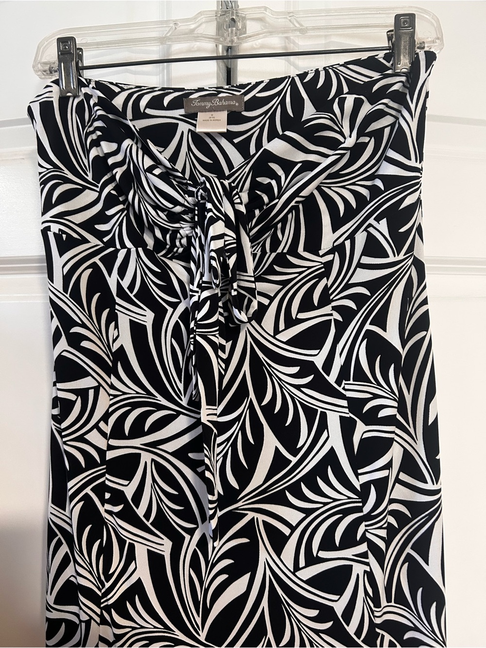 Tommy Bahama Black and White Leaf-Print Maxi Dress - Picture 2 of 6